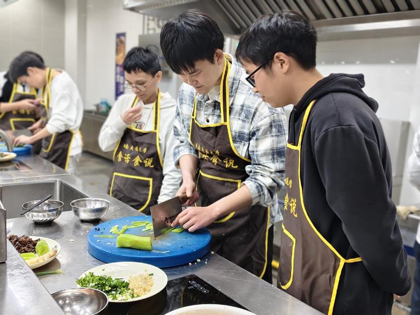 e3ed02481b42c2f5012f07f1365f015c