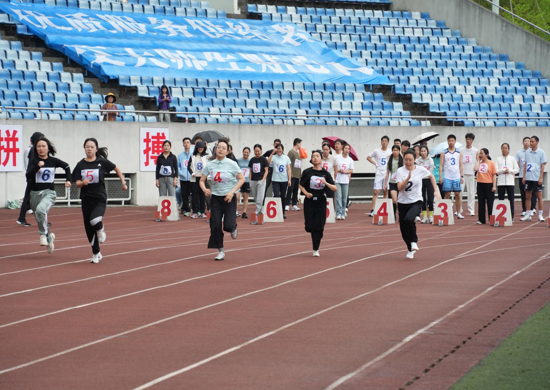 e7b509aff6dc0d2d660b4f546f2a2128