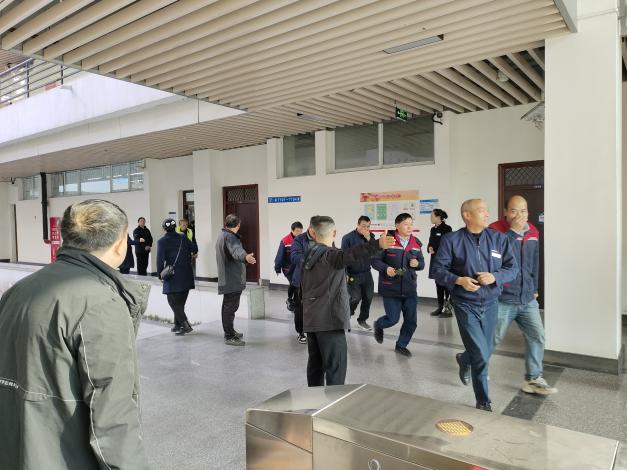 e6d1778052f1406dacd7ce598bfa9a94