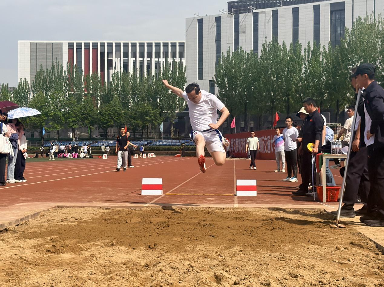 974ab1ac1c427e402a0b66ae8fb1ddef