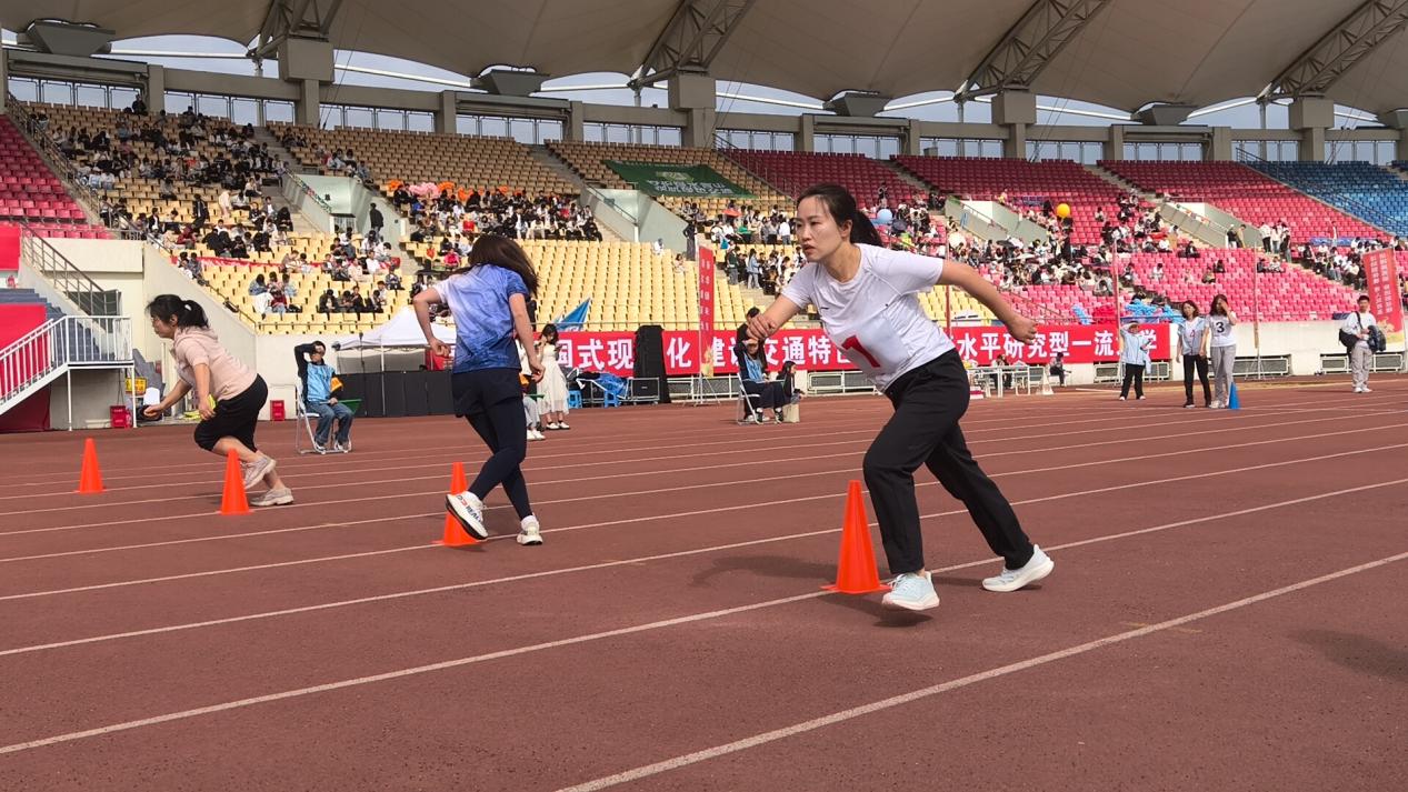 9293621542fa2467bbeec0a96cb03f9f