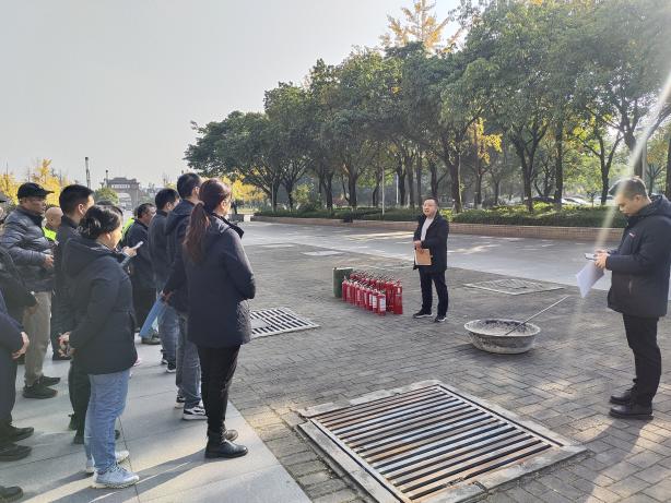 15723c33aa3ab2d4d1ffcc72285b4bf2