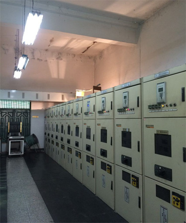 后勤保障处与校园规划建设处现场办公,实地研究九里校区供电改造方案33.jpg